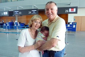 Garry-Jenny-Mia-airport-1