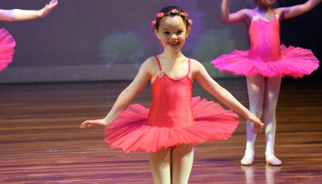 mia-ballet-with-or-without-you